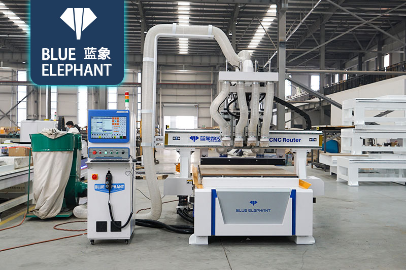 四工序開料機(jī)-2 四工序開料機(jī)-2