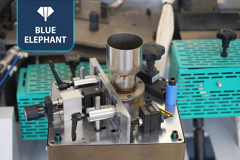 零部件(800x533)-3