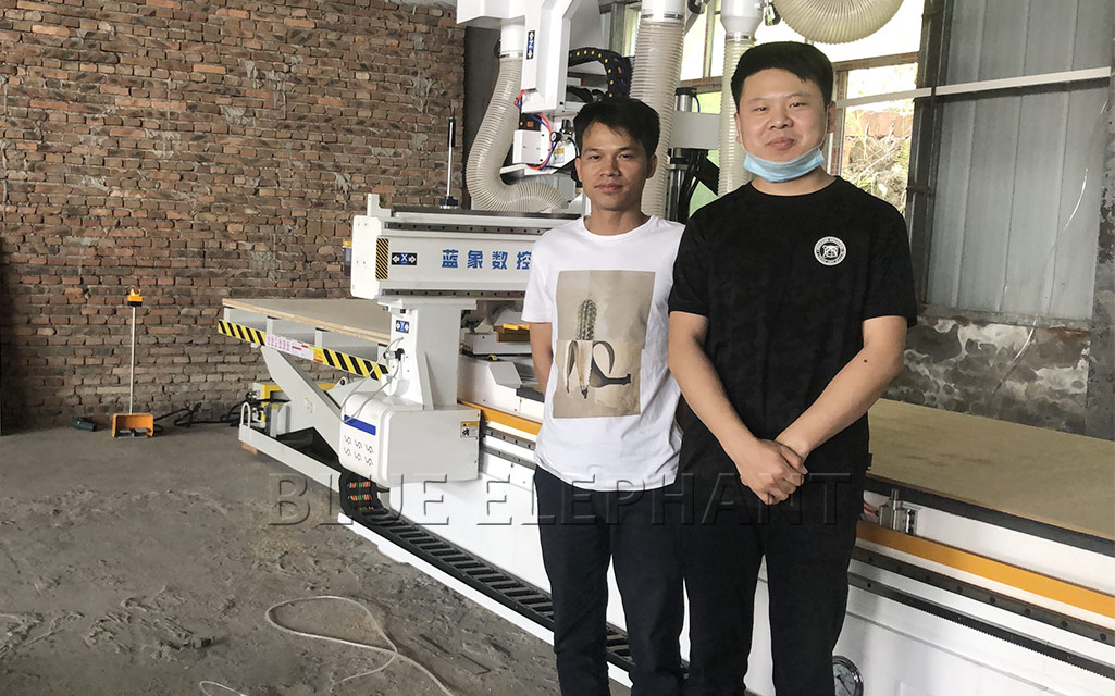 數(shù)控開料機